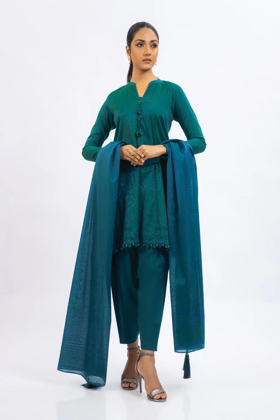 3 Pc Shamery Jacquard Suit With Shamery Jacquard Dupatta