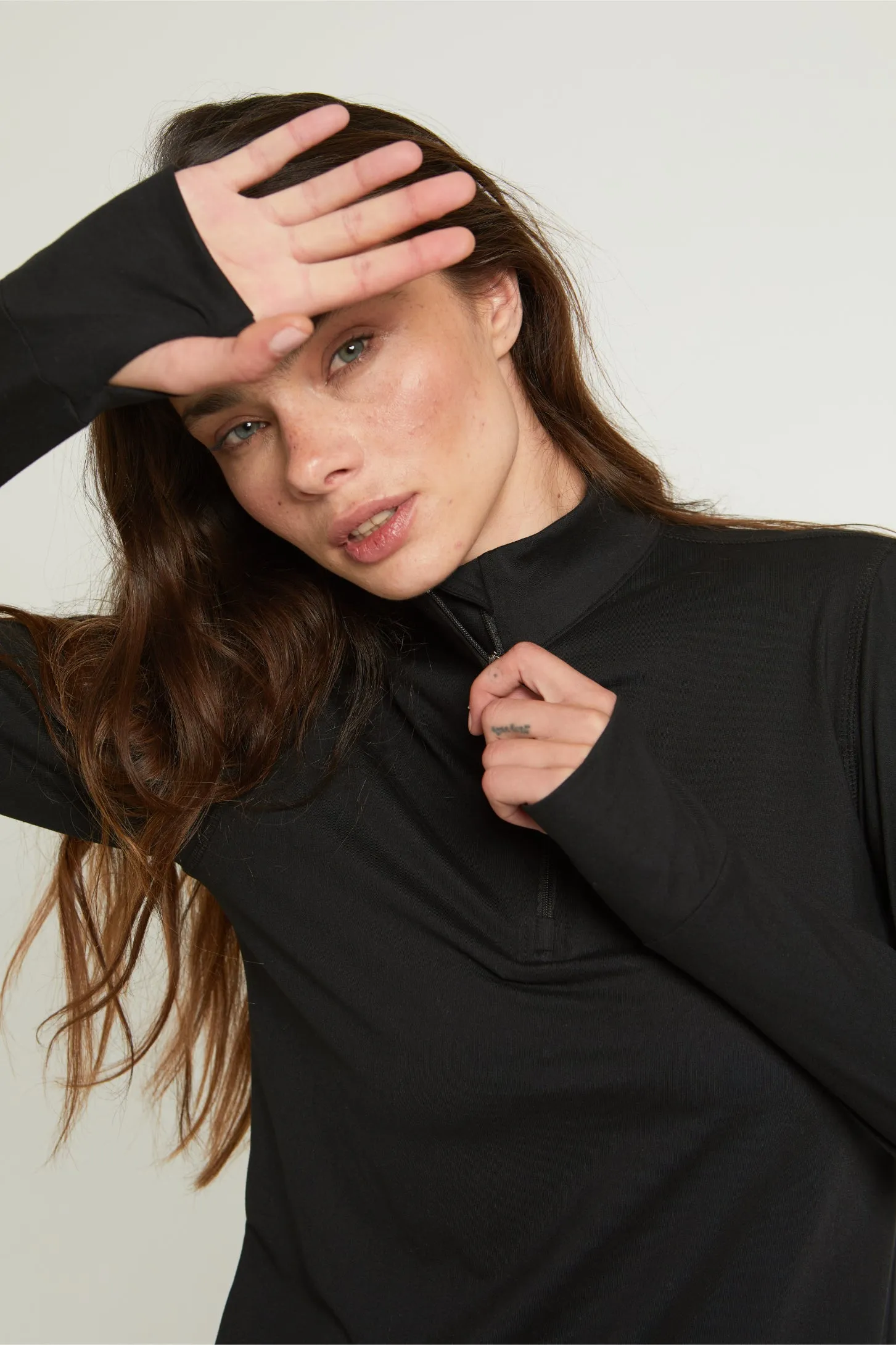 BE SOFT LONG SLEEVE TOP - BLACK